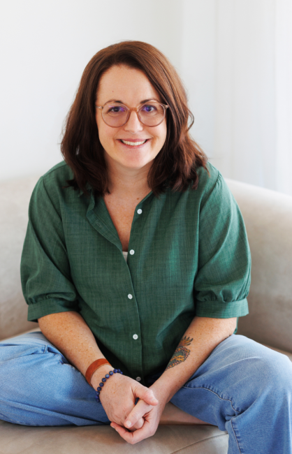 Holly Karas Headshot